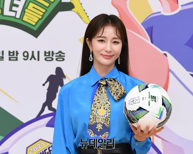 ‘안’씨 연예인 하면 가장 먼저 떠오르는 사람은? (14)