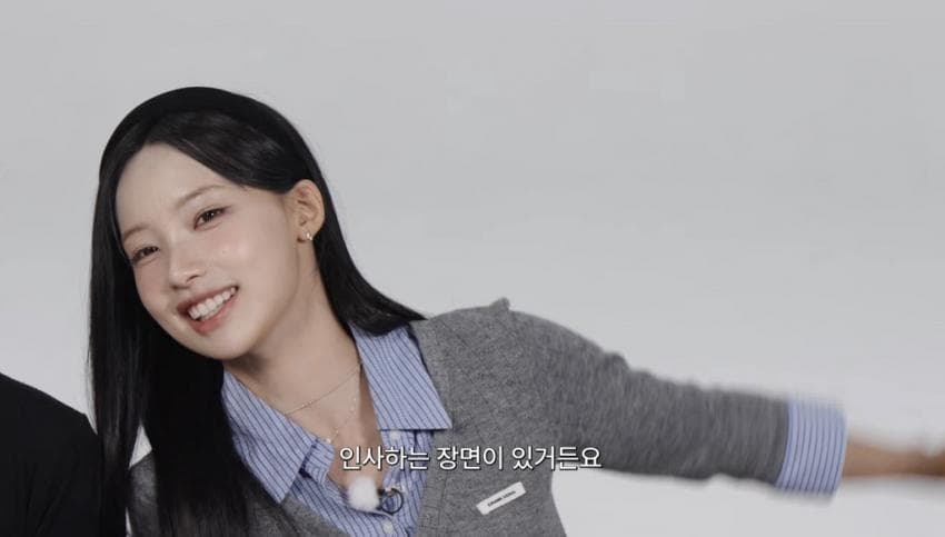 깜짝 .. 리센느 PD가 생각하는 인기 ㄹㅇ . (60)