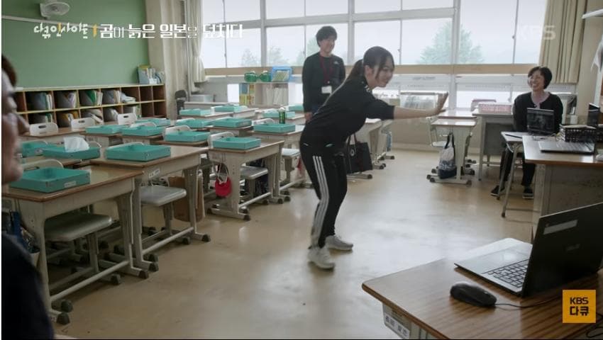 곰이 늙은 일본을 덮치다. 여고생 덮친 아키타 반달곰,, (32)