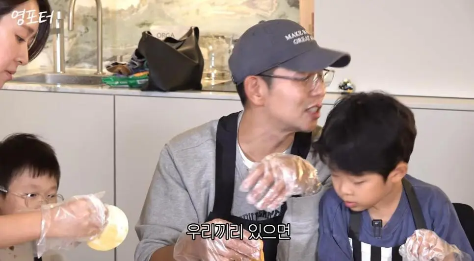 주말에 애를 본다면 독박이 나아 모임 나가는게 나아? (9)
