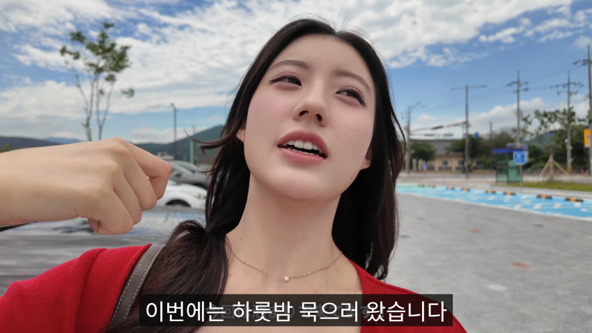 한복을 입고 싶었다는 스시녀..처음 가본 안동