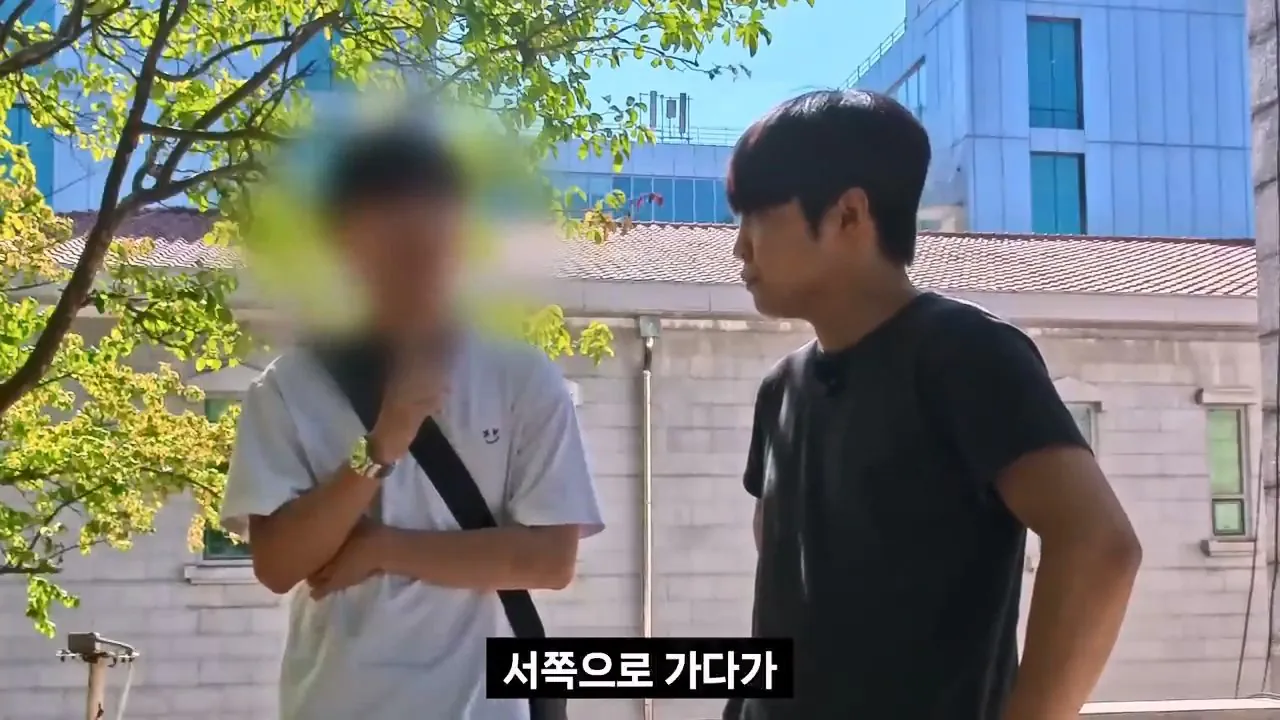 종교는 인간이 만들었다는 서울대생, 목사는 답할 수 있을까.mp4_20261001_152622.561.jpg 서울대생이 목사에게 말하는 종교는 인간이 만든것이라는 이유