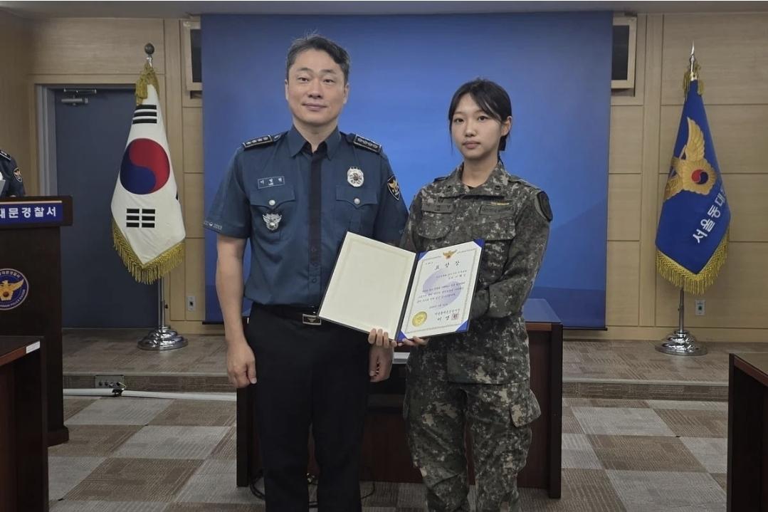 사람 살려내고 조용히 떠난 여군 장교 (6)