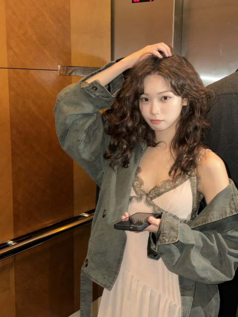 히피펌한 르세라핌 김채원 (8)