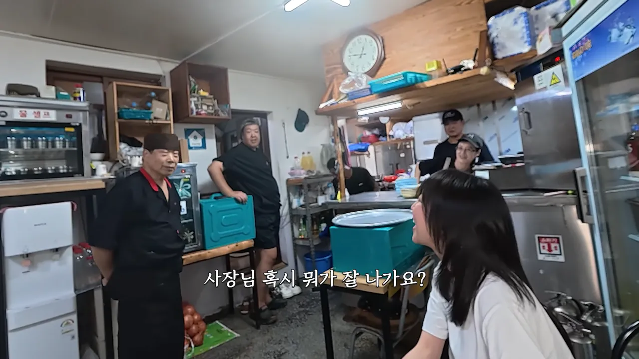 강릉 55년 중국집가서 먹방한 쯔양 근황 ㄷㄷㄷ