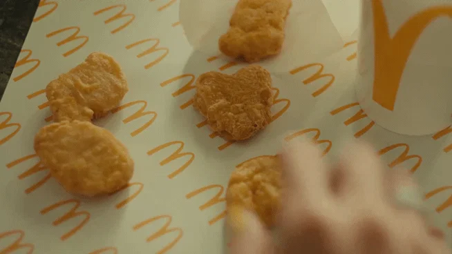 반응좋은 지드래곤 X 맥도날드 캠페인 영상 🍔🍟 (3)