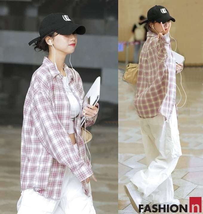 유선 이어폰 유행 시켰다는.. 걸그룹 멤버 . (9)