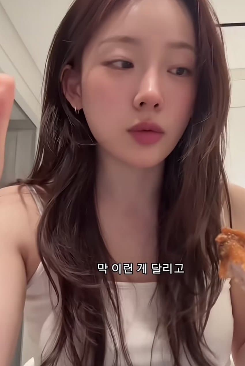 여자만 보면 화가나서 악플다는 도태남에 일침하는 미녀 (14)
