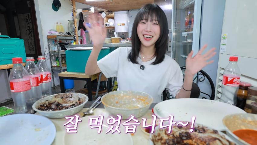 쯔양 중국집 먹방 직관하고 극찬하는 강릉 어르신 ㅋㅋㅋ (27)