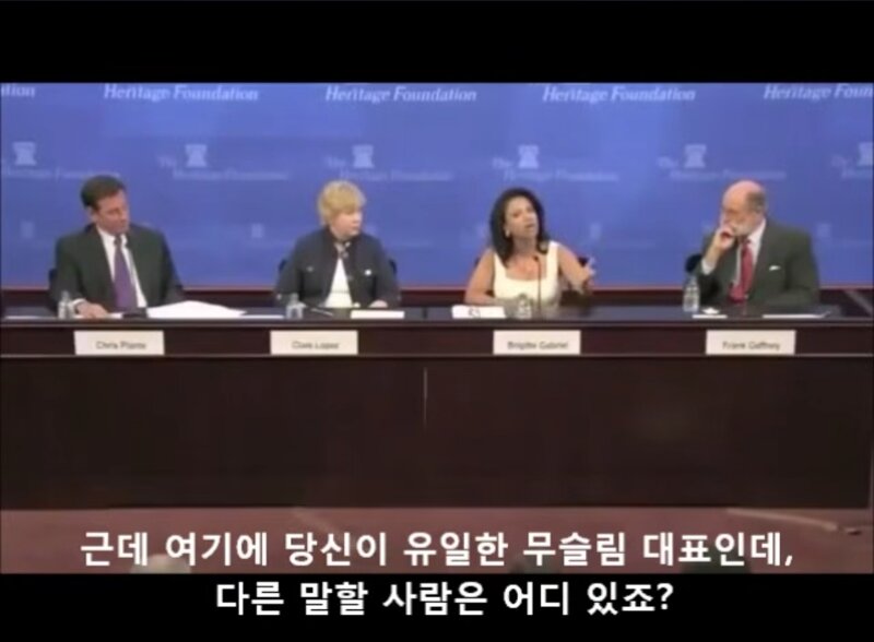 "다수의 평화주의자는 상관없습니다" (25)