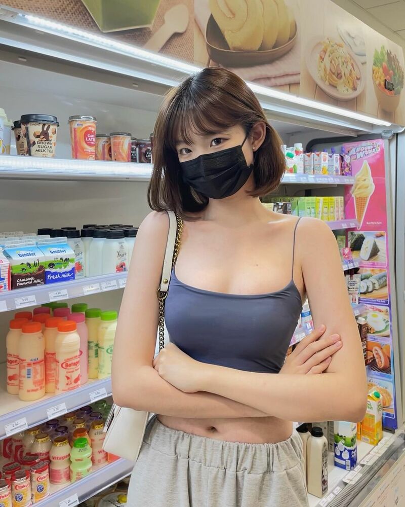 ㅇㅎ) 마트에서 장 보는 눈나들 (4)