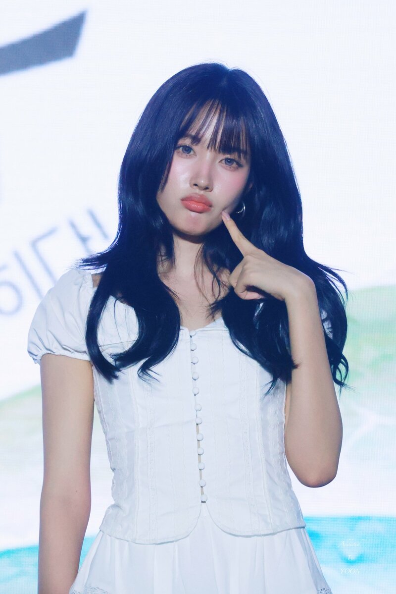 스테이씨 수민 자윤 세은 (2)