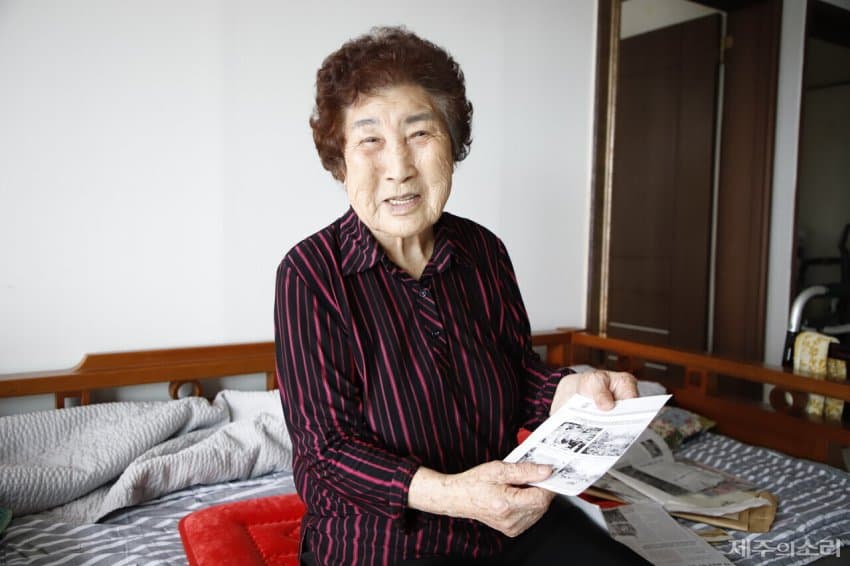 싱글벙글 군필여고생.. (2)