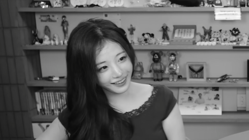 침착맨 방송에 나가서 초대박 경품에 당첨되어버린 QWER 히나 (5)