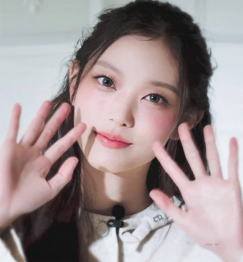 라미 하기 전 치아로 돌아간(?) 뉴진스 해린 (2)