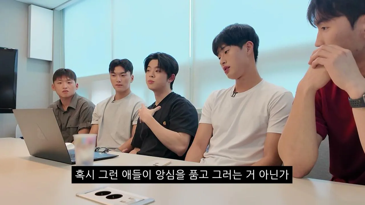 해병대 기수열외 훈련열외 댓글 해명하는 MC그리 (47)