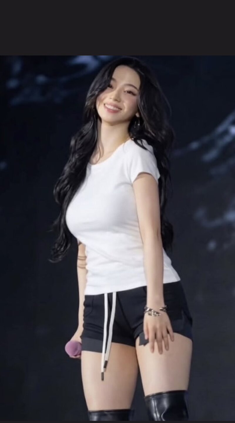 카리나 (2)