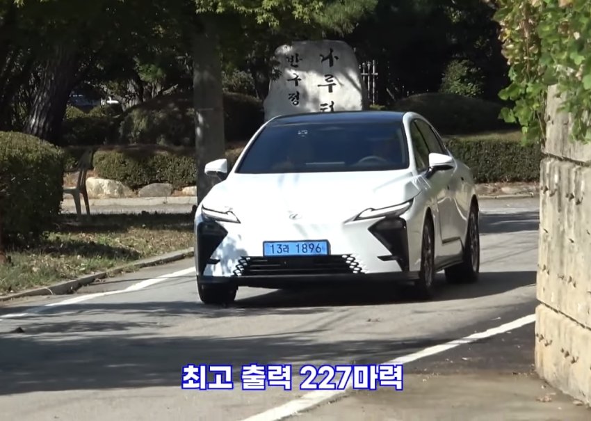렉서스 전기차 ES350e 유튜버리뷰 (25)