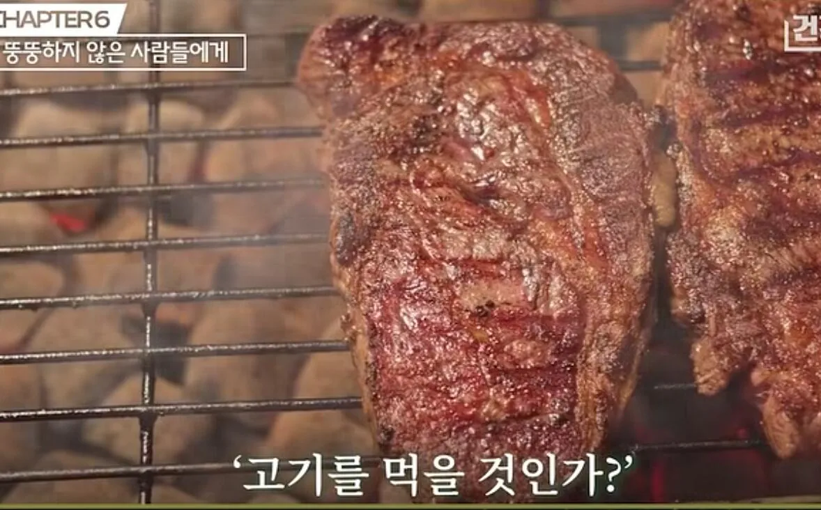 싱글벙글 뚱뚱한 사람은 계속 먹는걸 생각한다 (5)
