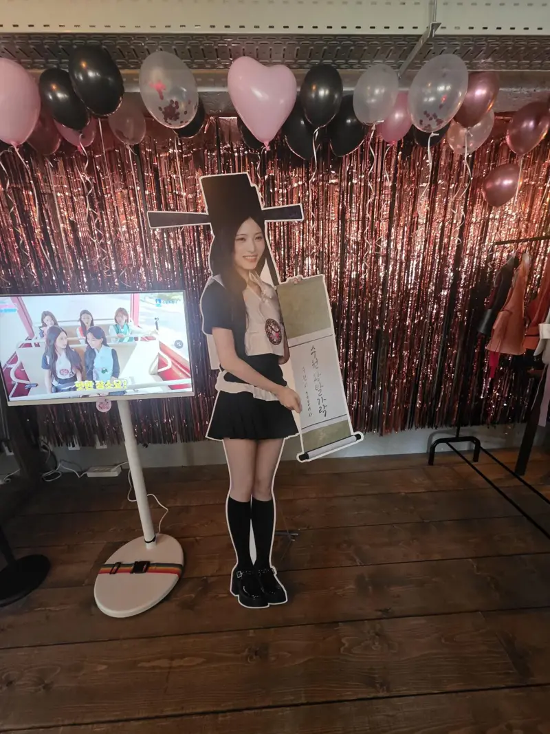 수원시가 준비한 리센느 리브 생일 카페 (10)