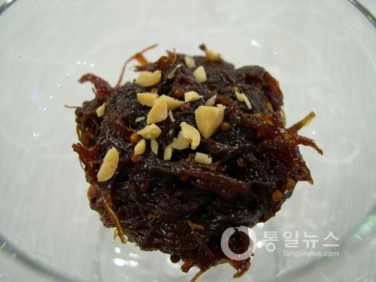 냠냠쩝쩝 북한 사람들이 먹는 개고기 요리들.. (10)