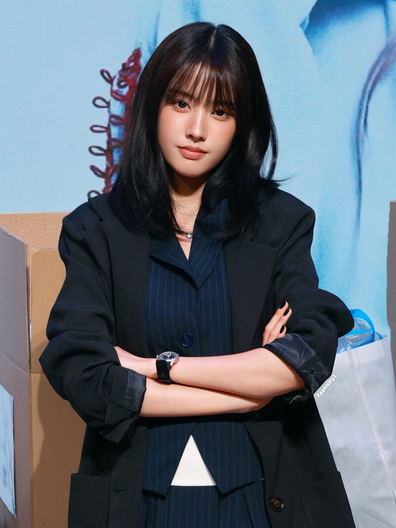 끼부리는 심자윤씨 (2)