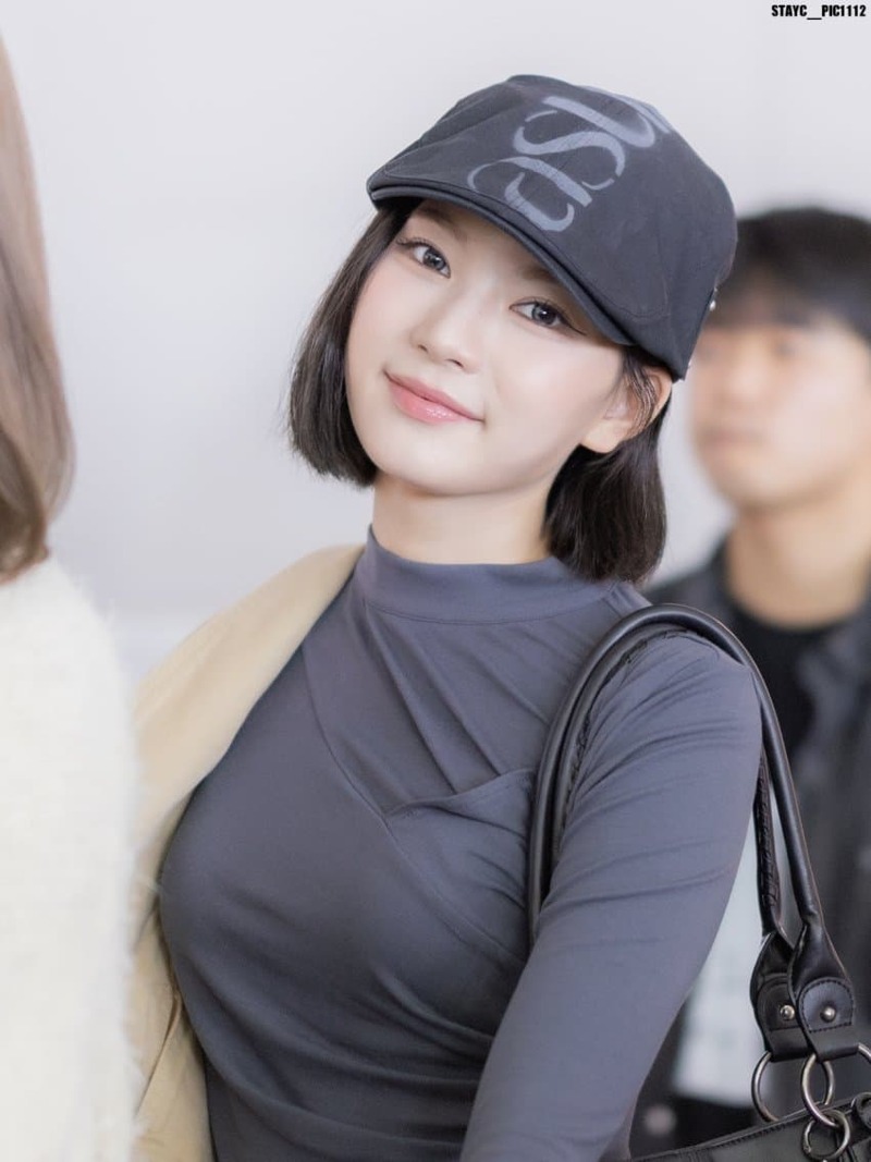 스테이씨 아이사 (2)