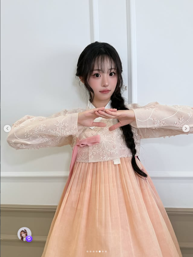 즐 추석!!! QWER 한복 (5)