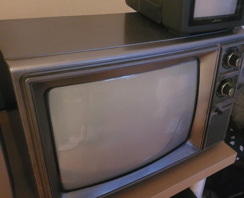 r-906 원더 vhs로 녹화 후 crt(브라운관)로 재생 (6)