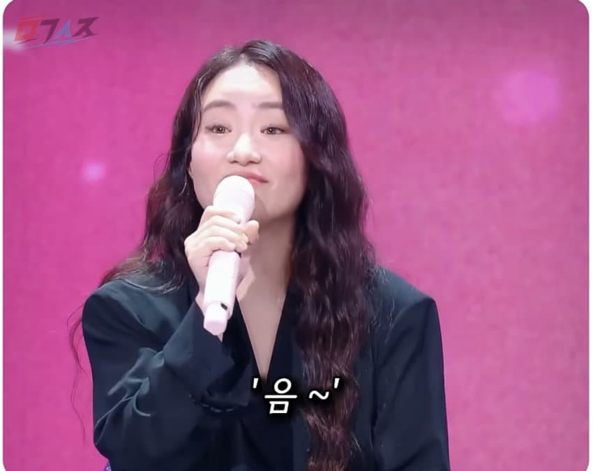 성시경이 악착같이 밀어내는 여자 후배 (25)