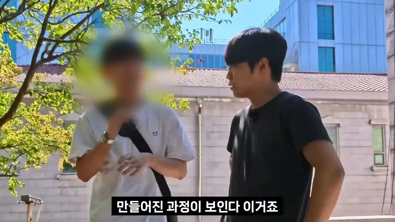 종교는 인간이 만들었다는 서울대생, 목사는 답할 수 있을까.mp4_20261001_152657.577.jpg 서울대생이 목사에게 말하는 종교는 인간이 만든것이라는 이유