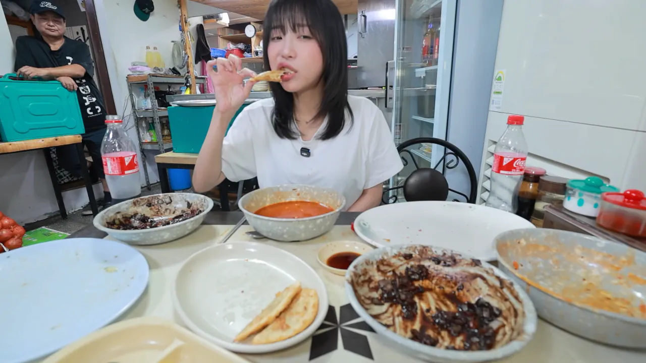 강릉 55년 중국집가서 먹방한 쯔양 근황 ㄷㄷㄷ (43)