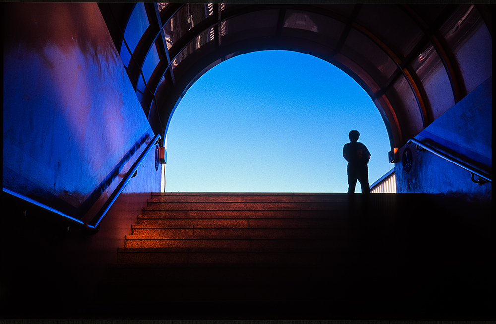 [Velvia50] 지하철 한 정거장 지나서 내림 (3)