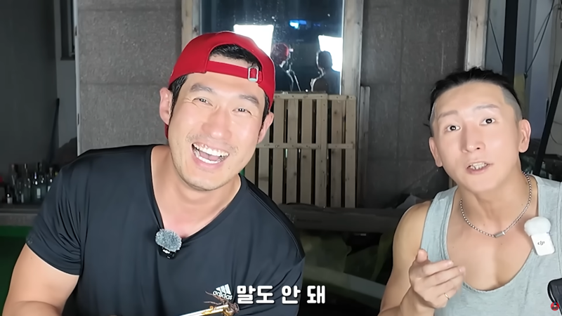 곤충 먹방에 게스트로 나왔다가 결국 곤충의 맛을 알아버린 사람 (13)