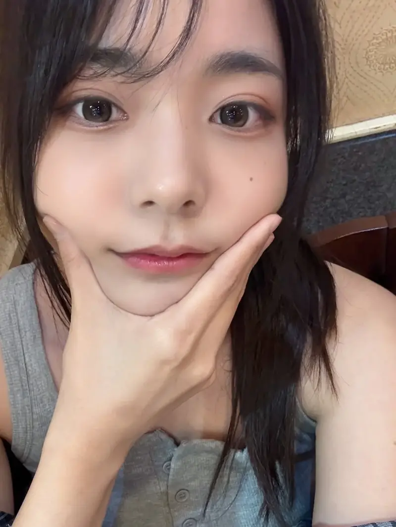 (ㅇㅎ?) 근육 자랑하는 통통녀