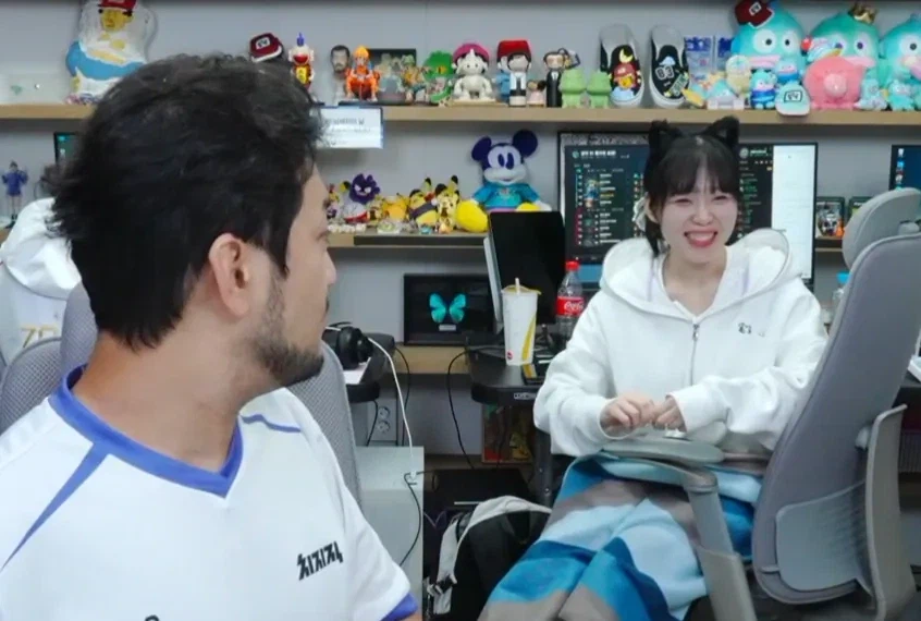 인방) 침착맨을 살짝 당황케한 새봄추 ㅋㅋㅋㅋㅋㅋㅋ