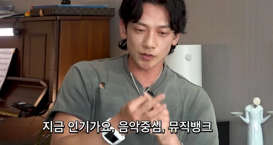 비가 20년째 지키는 박진영의 조언.jpg
