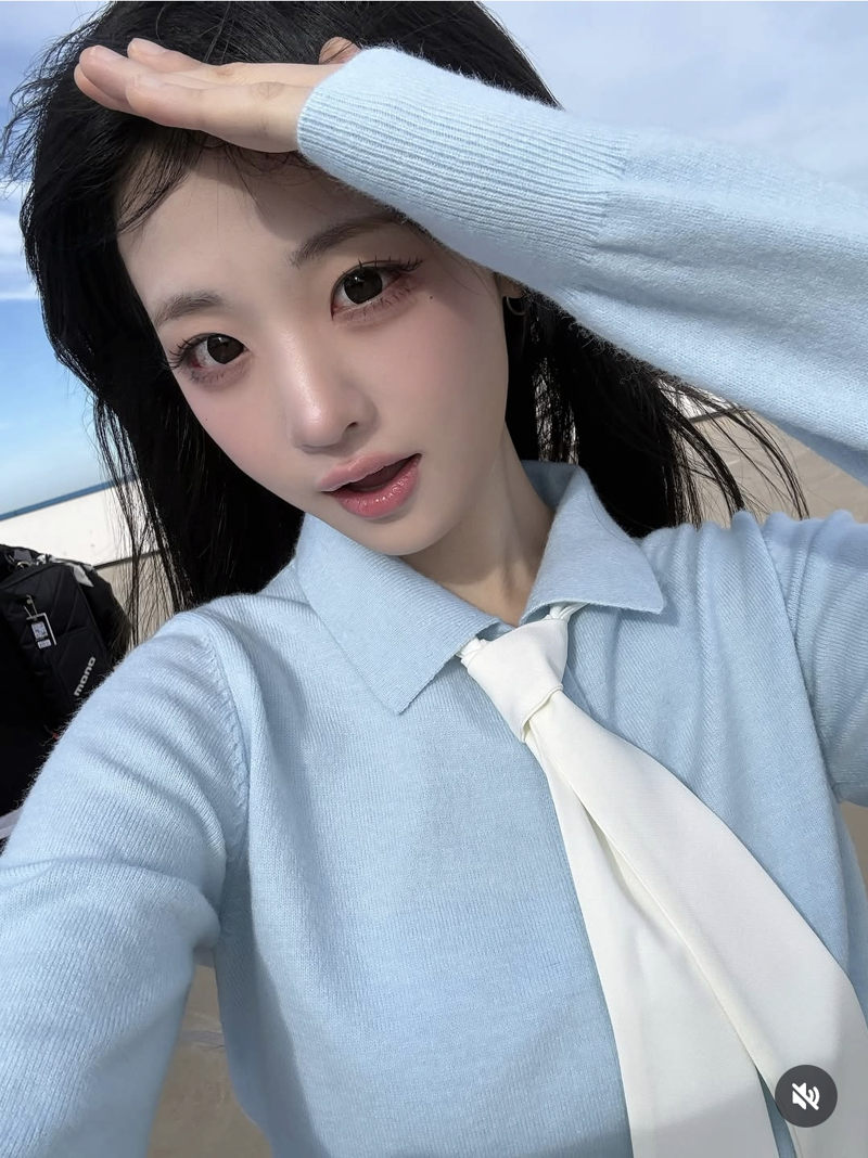 QWER 냥뇽타워 인스타 사진 업로드 근황