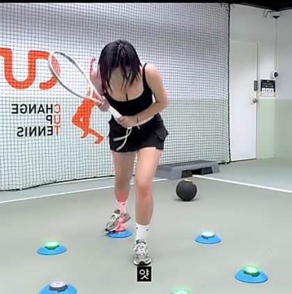 ㅇㅎ)테니스 유망주의 레전드 육각형 반응속도... (19)