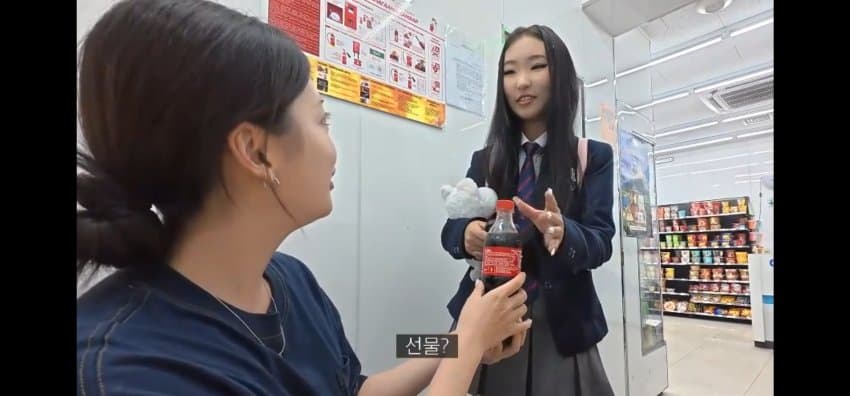 한국인 여성이 몽골 편의점에서 당황한 이유 (10)