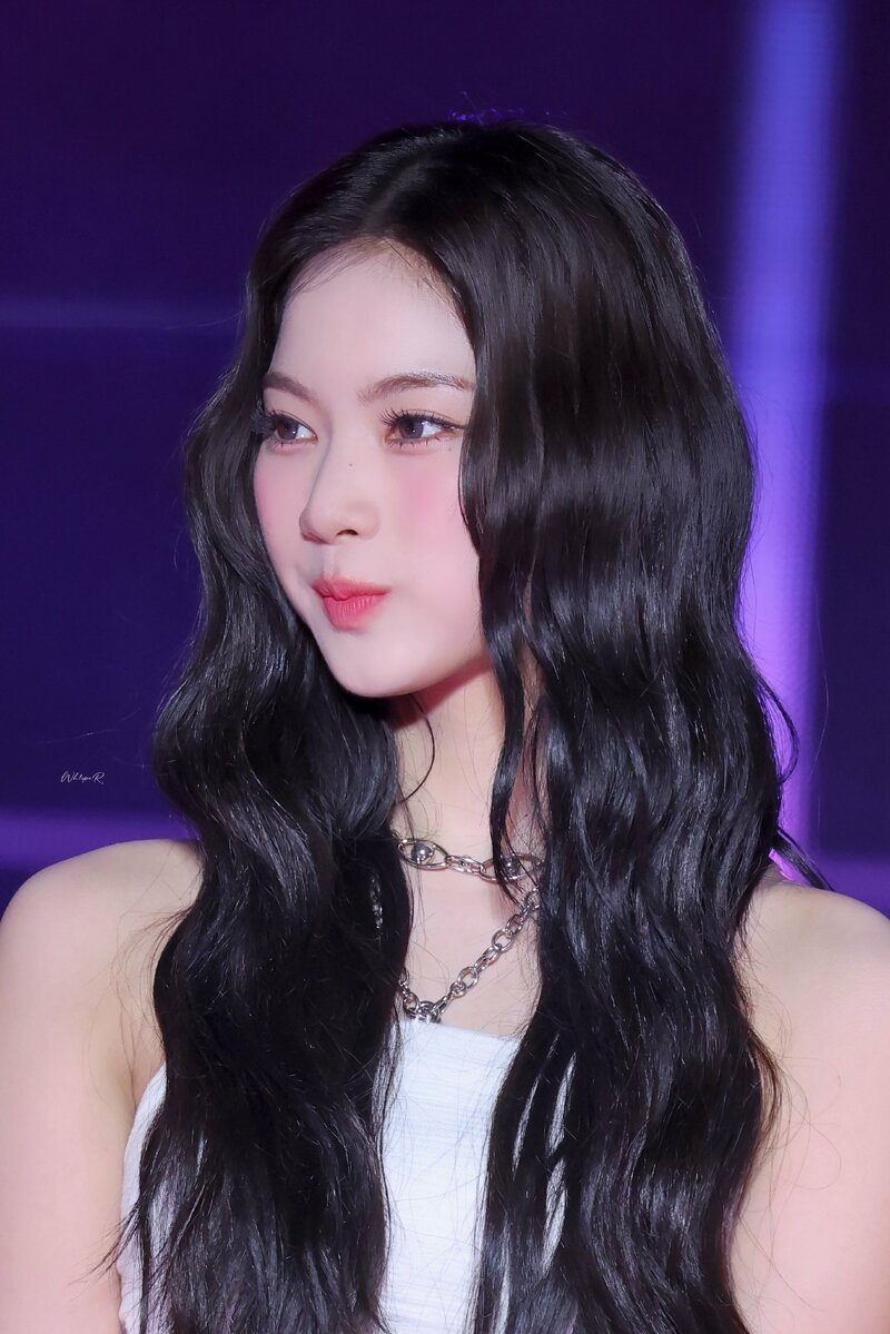 1년전 스테이씨 수민, 아이사 (7)