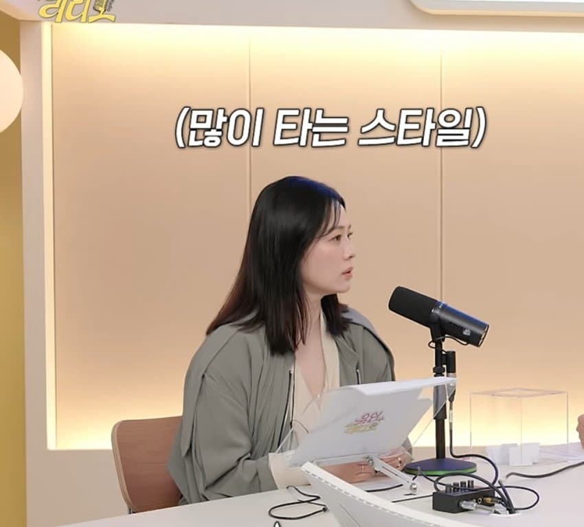 '50세 미혼' 배우 김현주, 외로움 커 하루종일 뜨개질. (9)