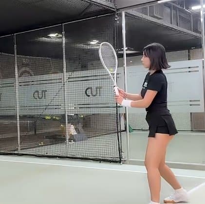 테니스 복장 규제 규제 규제때문에 화가많이난 미녀 유망주. (7)