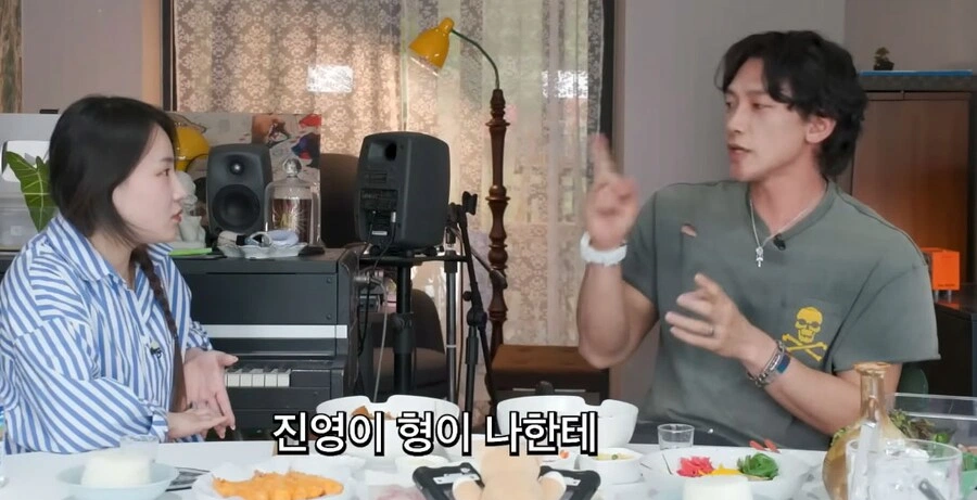 비가 20년째 지키는 박진영의 조언.jpg