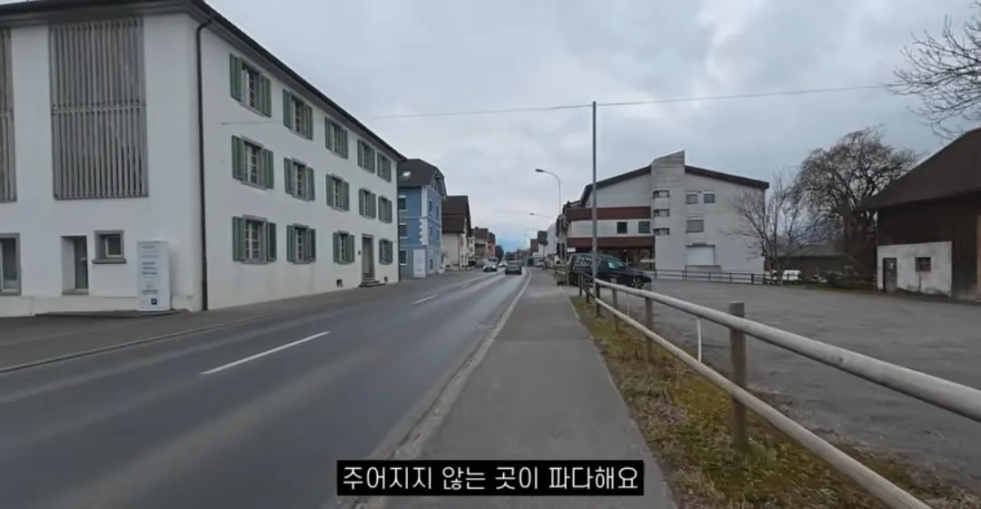 100만 여행유튜버가 깨달은 인생에서 가장 중요한것.jpg
