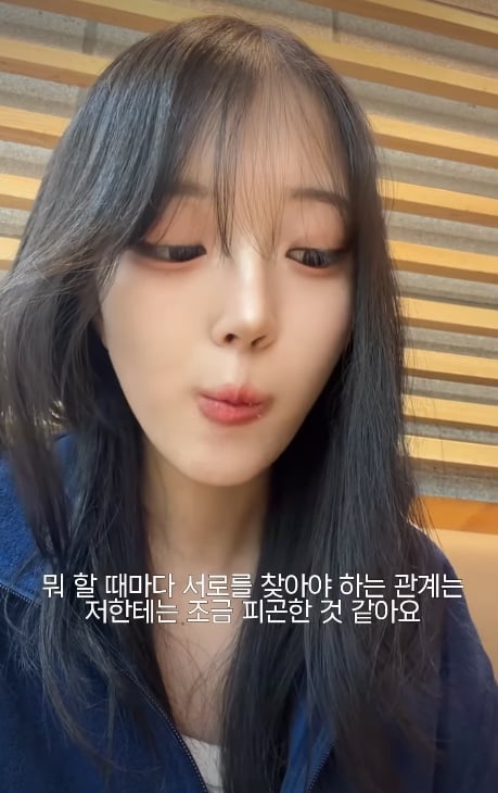 대학교 친구없어서 마라닭 혼자 혼밥하는 경희대미녀 ㅜ,, (12)