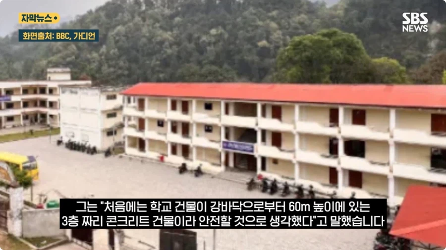 학생 900명 살린 네팔 교장 (4)