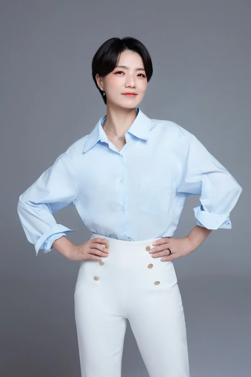 ‘안’씨 연예인 하면 가장 먼저 떠오르는 사람은? (4)