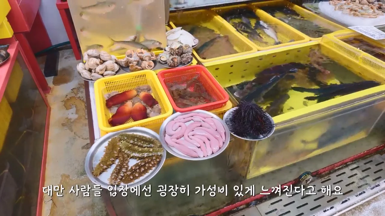 지금 부산에 여행온다고 외국인들이 몰리는 이유 (45)