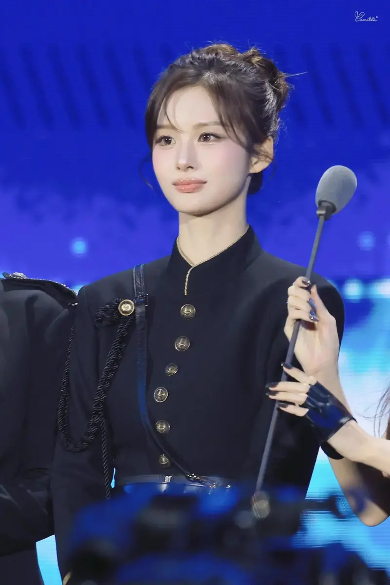 올림머리 설윤 (엔믹스) (2)
